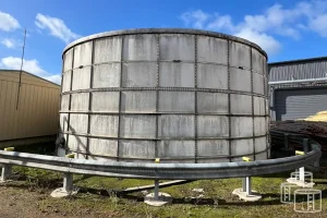 Water tank refurbishment extending lifespan of old rural storage tank