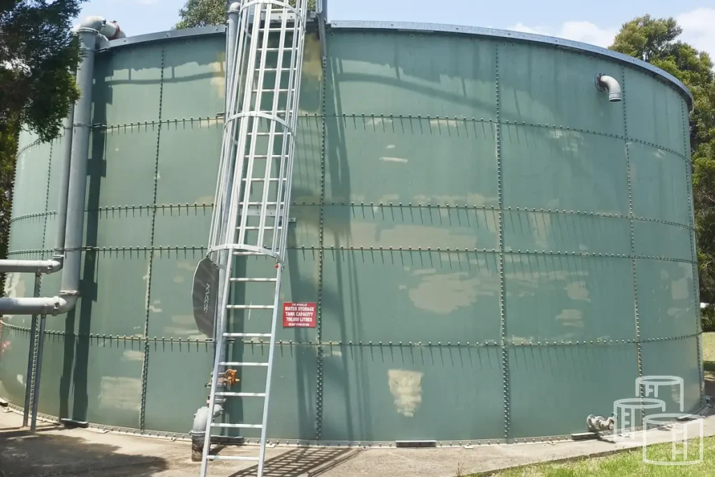 Industrial water storage exposed to long-term operational stress