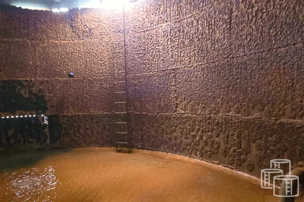 water tank maintenance process